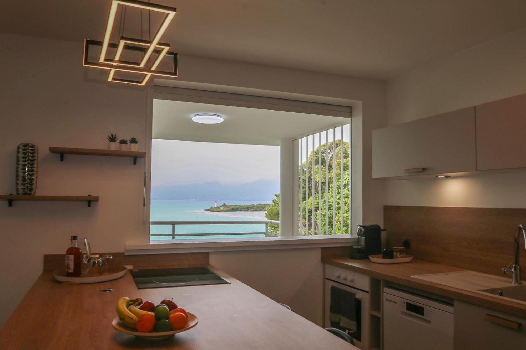 La Vue Du Phare - Appartement Neuf Avec Vue Imprenable Et Acces Crique 르 고지에 외부 사진