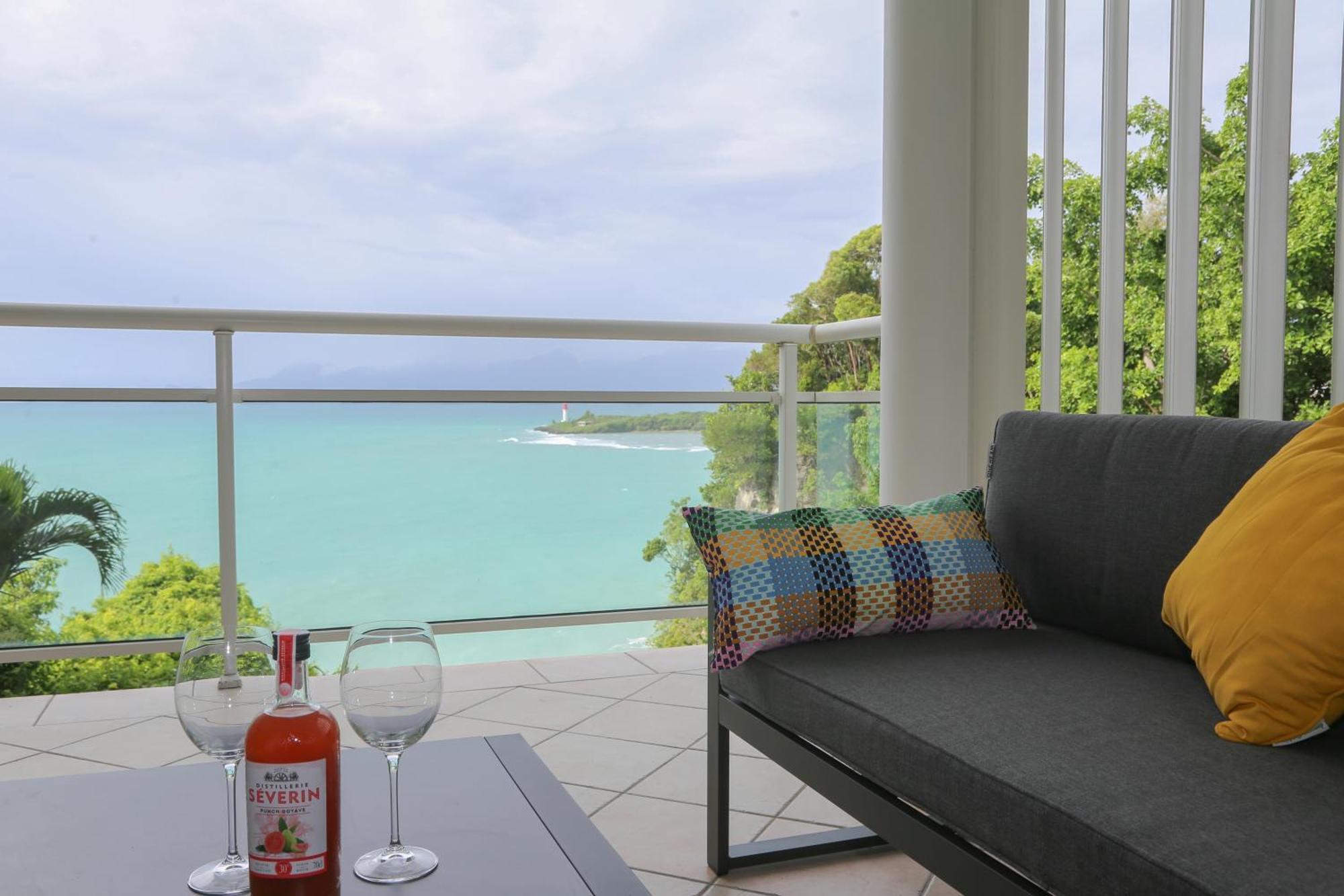 La Vue Du Phare - Appartement Neuf Avec Vue Imprenable Et Acces Crique 르 고지에 외부 사진