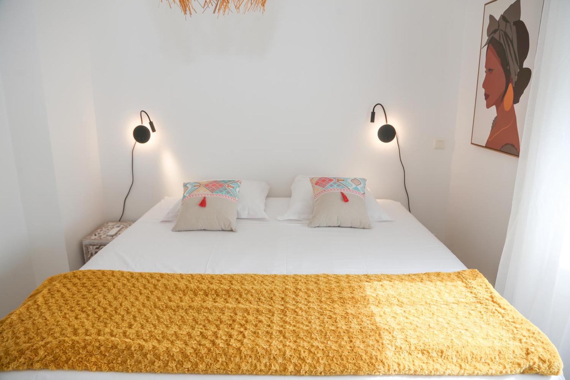 La Vue Du Phare - Appartement Neuf Avec Vue Imprenable Et Acces Crique 르 고지에 외부 사진
